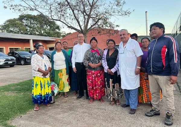 Aumento de hígado graso y cálculos renales en comunidad indígena