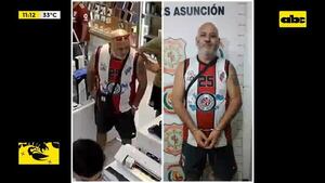 Imputan y piden prisión de hincha argentino que robó un celular en Asunción - ABC Noticias - ABC Color