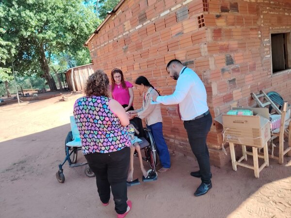 Jueza se constituye al domicilio de un niño con discapacidad motriz para escucharlo - Judiciales.net