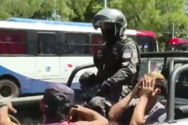 Retiran a limpiavidrios y cuidacoches en Asunción - SNT