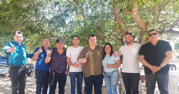La Nación / Dionisio Amarilla inscribe su movimiento para pugnar por la presidencia del PLRA
