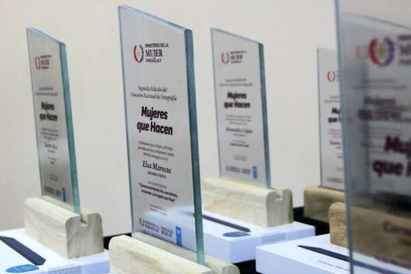 8M: Premian a las diez mejores fotógrafas en concurso nacional en su edición 2025 - Nacionales - ABC Color