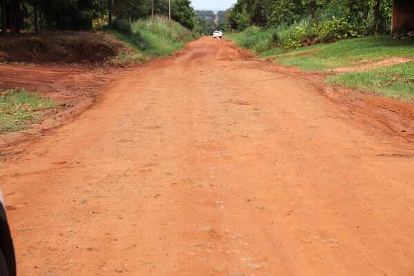 MOPC firmó contratos para pavimentación asfáltica de 62 km entre dos distritos de Alto Paraná - La Clave