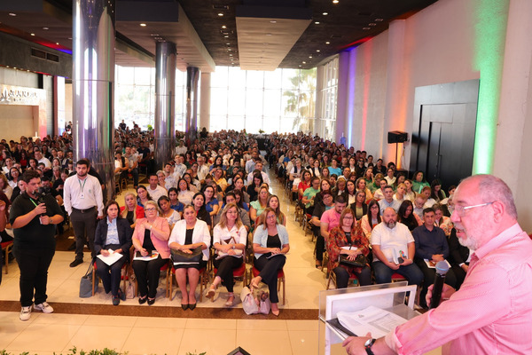 Realizan la primera capacitación docente sobre TEA en Alto Paraná - La Clave