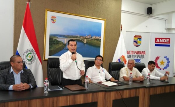 Firman convenio para mejorar la iluminación sobre la supercarretera