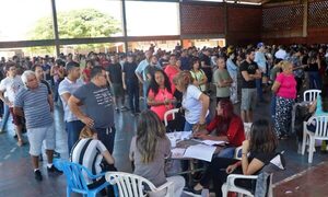 Senadores chovy expulsados volverán al PLRA, según resolvió TSJE