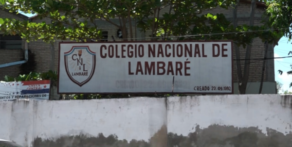 Concejales de Lambaré denuncian que la administración municipal priorizó asfaltado antes que la educación