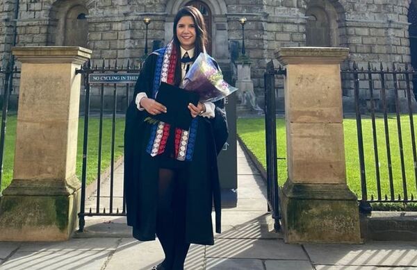 Mujer sobresaliente: tras su paso por Oxford pide que universidades prioricen investigación
