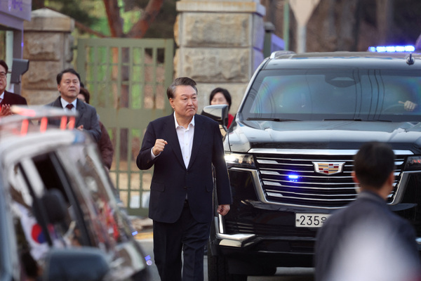 Liberan de su detención al presidente surcoreano por decisión de un tribunal - 1000 Noticias