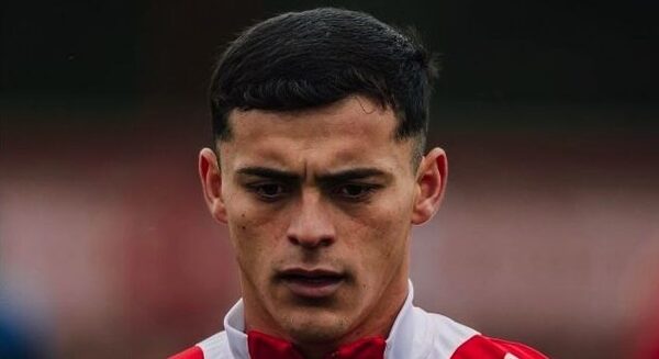 Versus / Otra vez "ninguneado": Ramón Sosa ni fue convocado ante el City