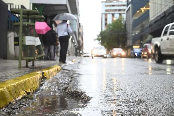 Anuncian tormentas con vientos de hasta 100 km/h para este domingo - Clima - ABC Color
