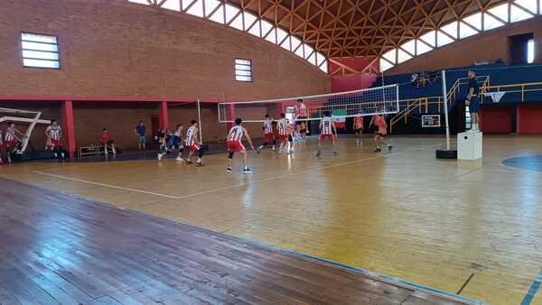 Encarnación vibró con el Torneo Internacional de Vóley Sub 21