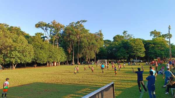 Torneo Interdistrital de Itapúa entra en su fase decisiva en Encarnación