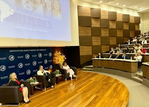 Mujeres líderes en economía analizaron avances y desafíos de equidad e inclusión | Análisis Macro | 5Días