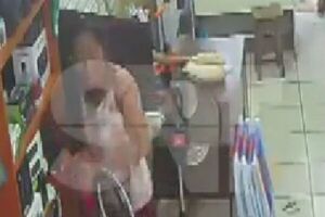 Denuncian robos casi a diario en el mercado 4 - SNT
