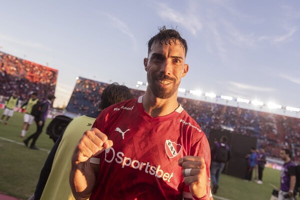 Versus / Con Ávalos jugando todo el partido, Independiente derrotó al San Lorenzo de Gill