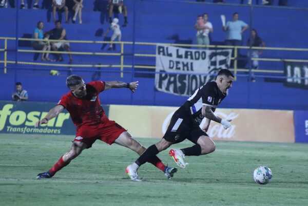 Libertad consiguió un agónico empate ante Trinidense - Unicanal