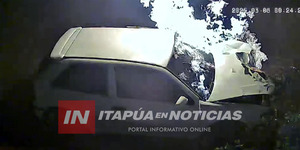 INCENDIAN UN VEHÍCULO FRENTE A LA CASA DE SU DUEÑO EN OBLIGADO