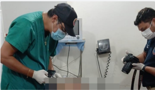 Reunión familiar terminó en baño de sangre: Hombre fingió abrazo y mató a su sobrino a puñaladas
