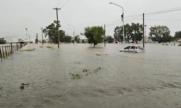 Inundaciones en Bahía Blanca dejan 15 muertos y siguen buscando a desaparecidos - OviedoPress