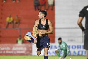 Cerro Porteño ganó con un gol a los 100 minutos y revive en la pelea por el torneo Apertura 2025 del fútbol paraguayo - Fútbol - ABC Color