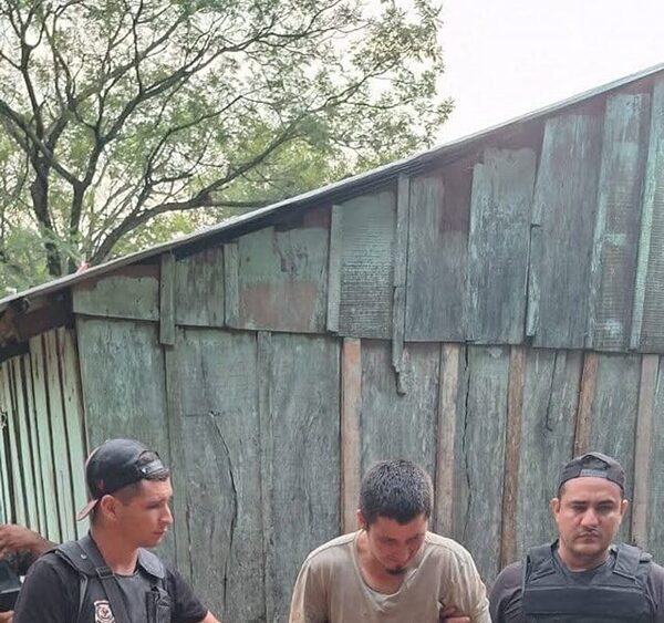 Detienen a sujeto tras intercambio de disparos con polis y recuperan animal vacuno
