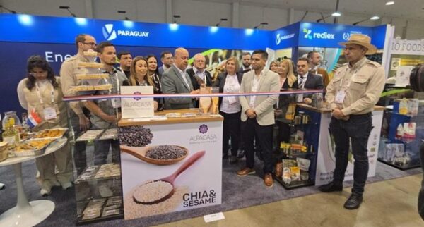 Catorce empresas paraguayas participaron en la feria Natural Products Expo West 2025 en California