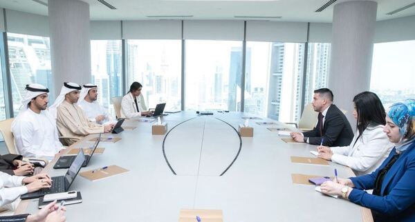 Buscan impulsar el fortalecimiento de la cooperación económica en los Emiratos Árabes Unidos