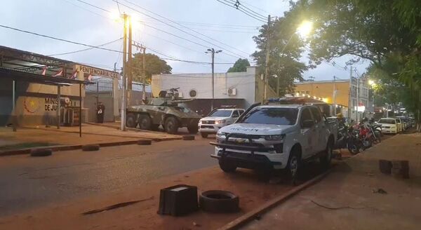 Nuevamente requisan armas blancas y drogas en penitenciaría de CDE - 1000 Noticias
