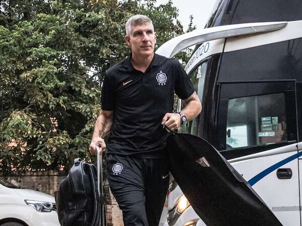 De “no es definitorio” a “vale más que tres puntos”: Martín Palermo palpitó el clásico Libertad vs. Olimpia - Olimpia - ABC Color