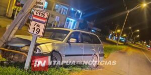 CONDUCTOR ALCOHOLIZADO SE ESTRELLÓ CONTRA UNA COLUMNA DE LA ANDE EN CAP. MIRANDA 