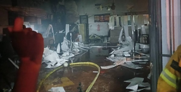 Grave incendio en BNF de Paraguarí obligará a reubicar la sucursal