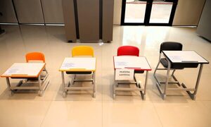 Renovación del mobiliario escolar: Itaipú responde a críticas sobre la adjudicación