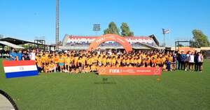 La Nación / APF, FIFA y ueno bank impulsan juntos el crecimiento del fútbol femenino