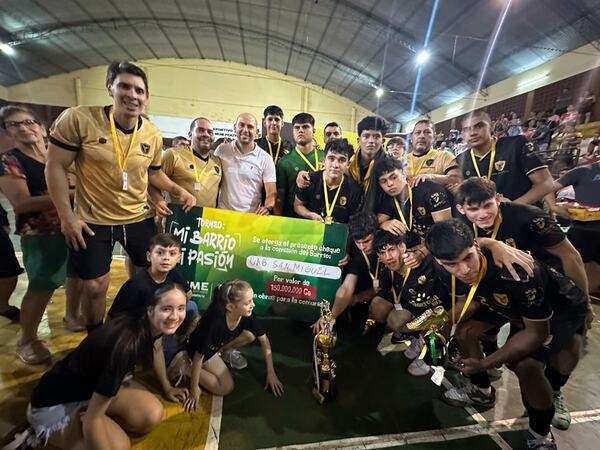URB. SAN MIGUEL SE CONSAGRÓ CAMPEÓN DE TORNEO “MI BARRIO, MI PASIÓN”