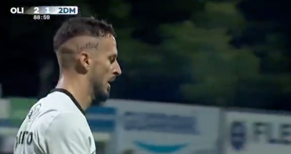 Versus / Darío Benedetto sigue sin convertir en Olimpia y se fastidió con sus compañeros