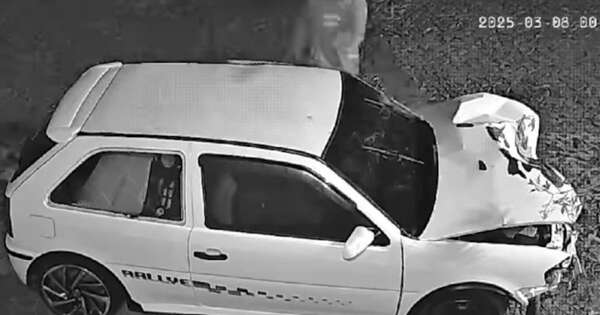 Diario HOY | VIDEO| Hombre prende fuego a vehículo y es alcanzado por las llamas