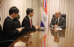 Presidente César Diesel recibió la visita del embajador de Japón en Paraguay