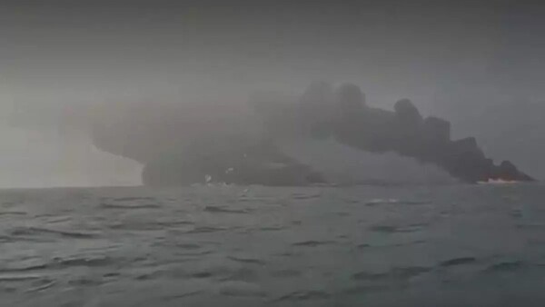 Un petrolero y un carguero se incendian tras colisionar en el mar del Norte