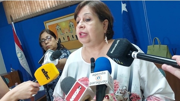 Senadora Esperanza Martínez alerta sobre falta de ejecución presupuestaria en salud