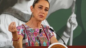 Sheinbaum dice estar del lado de víctimas de desaparición y feminicidio, pese a reclamos