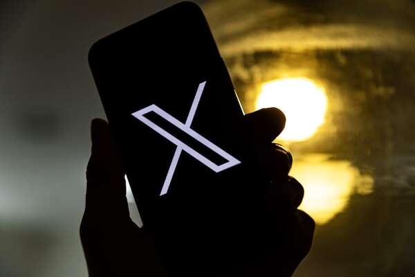 Elon Musk sale a explicar qué está pasando con la red social X, que registra intermitencias - Tecnología - ABC Color