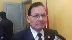 Rector de la Unves desmiente acusaciones