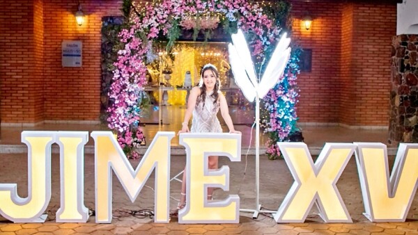 La fiesta de quince años de Jimena