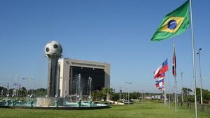 Red Paraguaya de Afrodescendientes exige sanciones a hinchas de Cerro Porteño