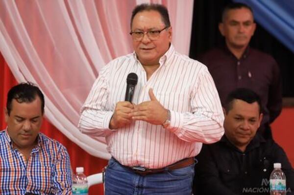Asesor presidencial responde a acusaciones del diputado Santiago Benítez
