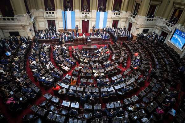 Oposición argentina impulsa un debate por el “criptofiasco que involucra a Milei - Mundo - ABC Color