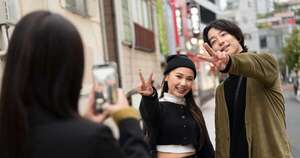 La Nación / Joven se quejó del protagonismo que tienen influencers extranjeros en el país