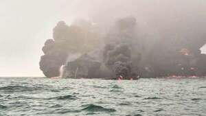 Video: un petrolero y un carguero se incendian tras colisionar en el mar del Norte - Mundo - ABC Color
