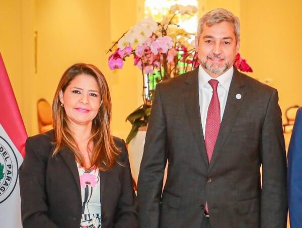 Denuncian falta de investigación en causa contra ex presidente Mario Abdo Benítez · Radio Monumental 1080 AM